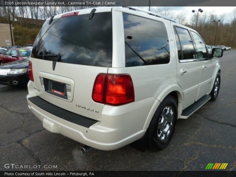 Cashmere Tri-Coat / Camel 2006 Lincoln Navigator Luxury 4x4