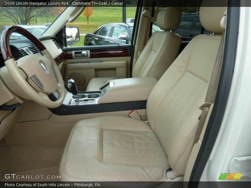 Cashmere Tri-Coat / Camel 2006 Lincoln Navigator Luxury 4x4