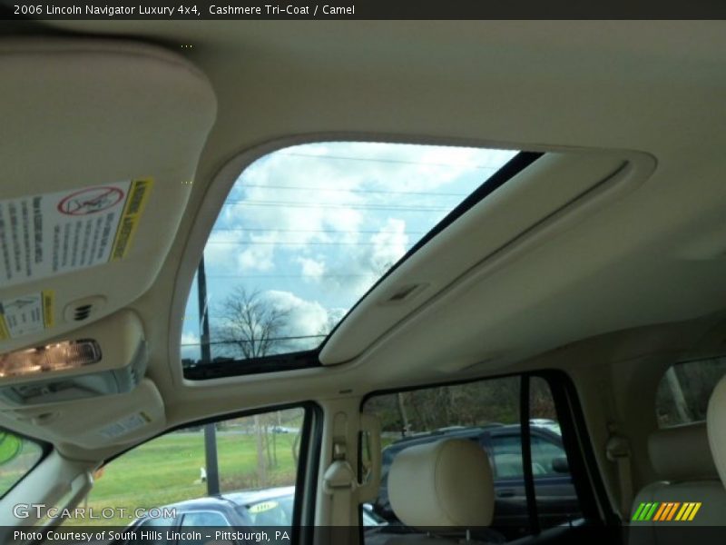 Cashmere Tri-Coat / Camel 2006 Lincoln Navigator Luxury 4x4