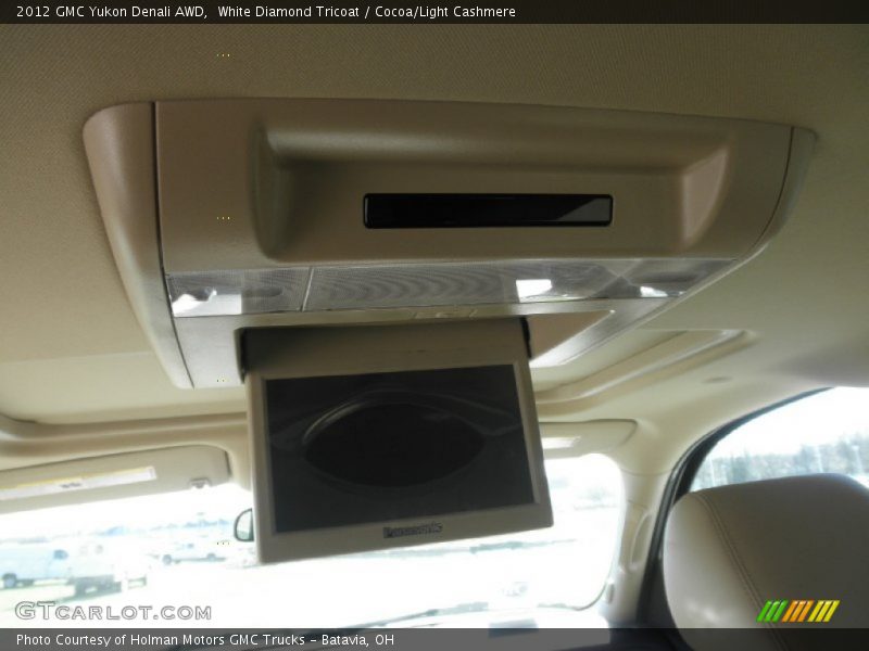 White Diamond Tricoat / Cocoa/Light Cashmere 2012 GMC Yukon Denali AWD