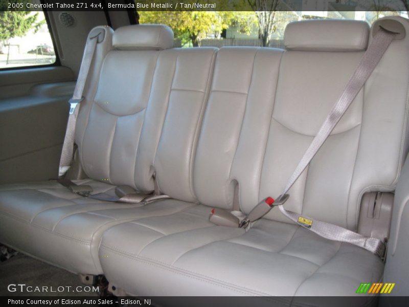 Bermuda Blue Metallic / Tan/Neutral 2005 Chevrolet Tahoe Z71 4x4