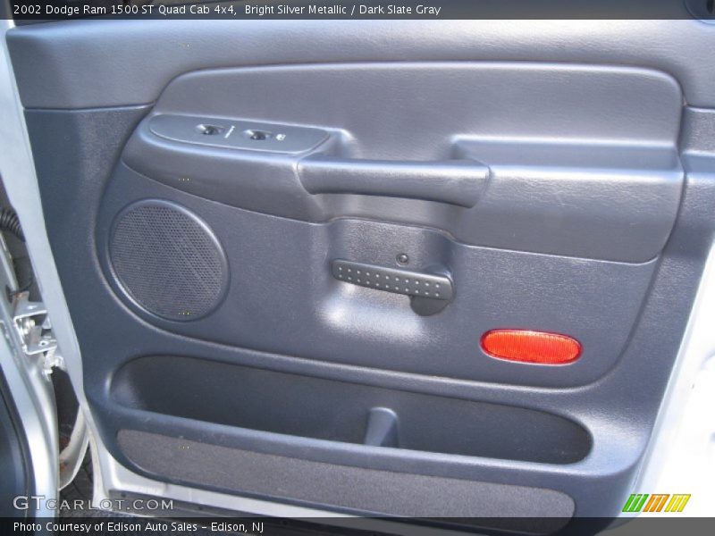 Bright Silver Metallic / Dark Slate Gray 2002 Dodge Ram 1500 ST Quad Cab 4x4