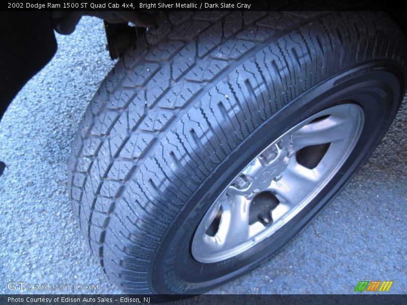 Bright Silver Metallic / Dark Slate Gray 2002 Dodge Ram 1500 ST Quad Cab 4x4