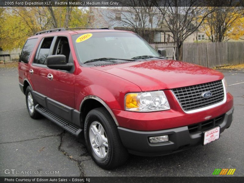 Redfire Metallic / Medium Flint Grey 2005 Ford Expedition XLT