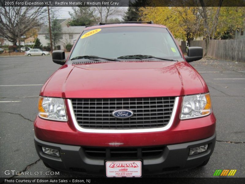 Redfire Metallic / Medium Flint Grey 2005 Ford Expedition XLT