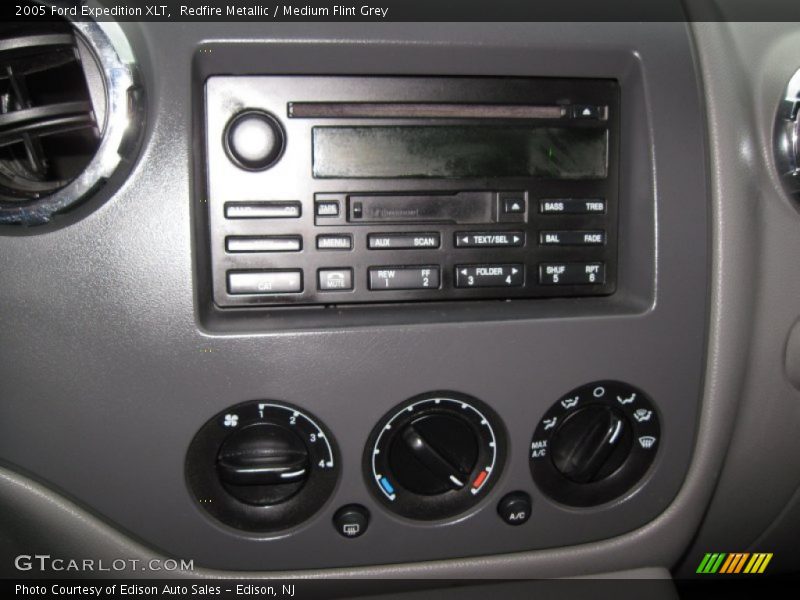Redfire Metallic / Medium Flint Grey 2005 Ford Expedition XLT