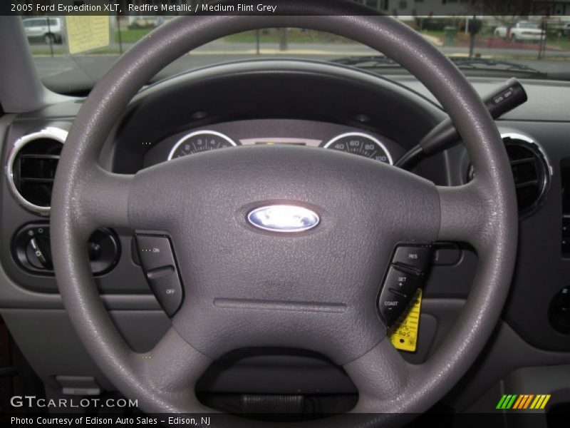 Redfire Metallic / Medium Flint Grey 2005 Ford Expedition XLT