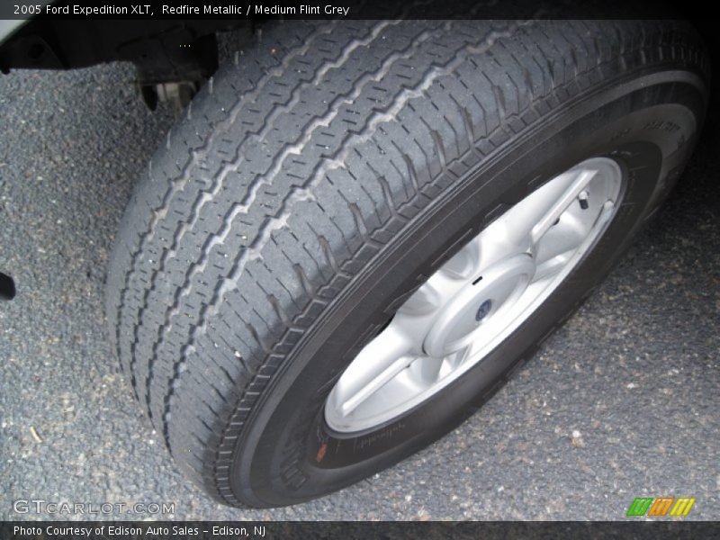Redfire Metallic / Medium Flint Grey 2005 Ford Expedition XLT