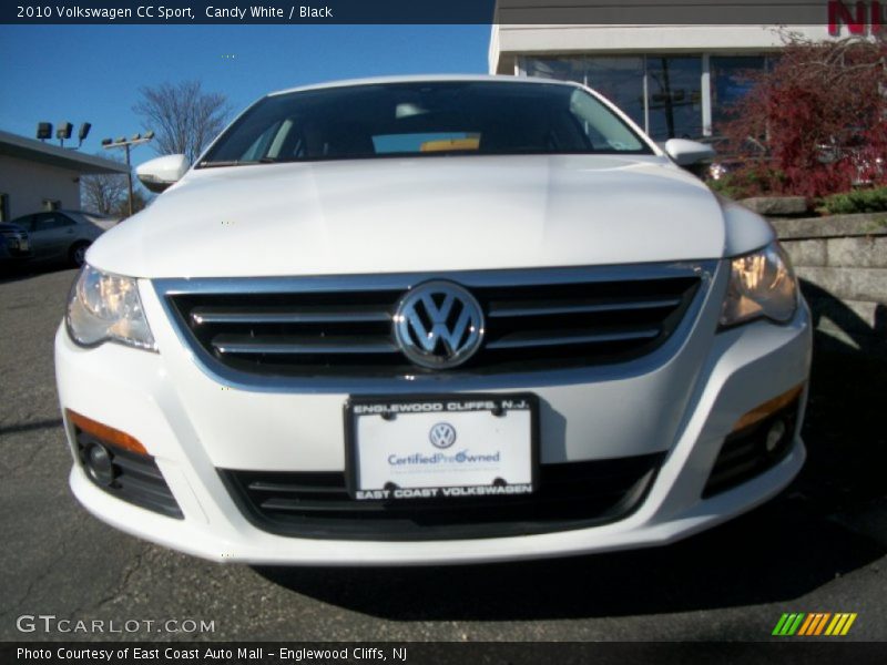 Candy White / Black 2010 Volkswagen CC Sport