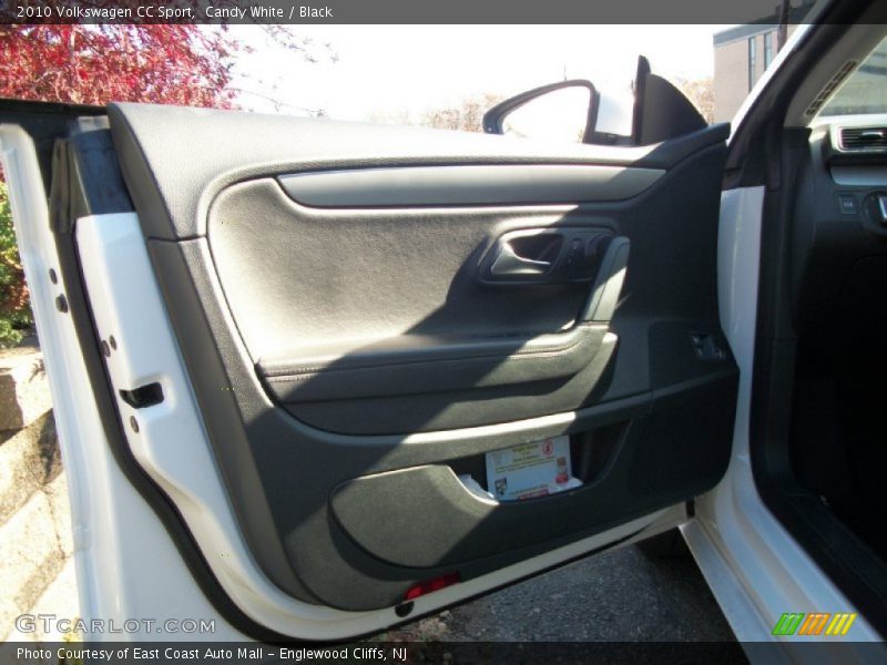 Candy White / Black 2010 Volkswagen CC Sport