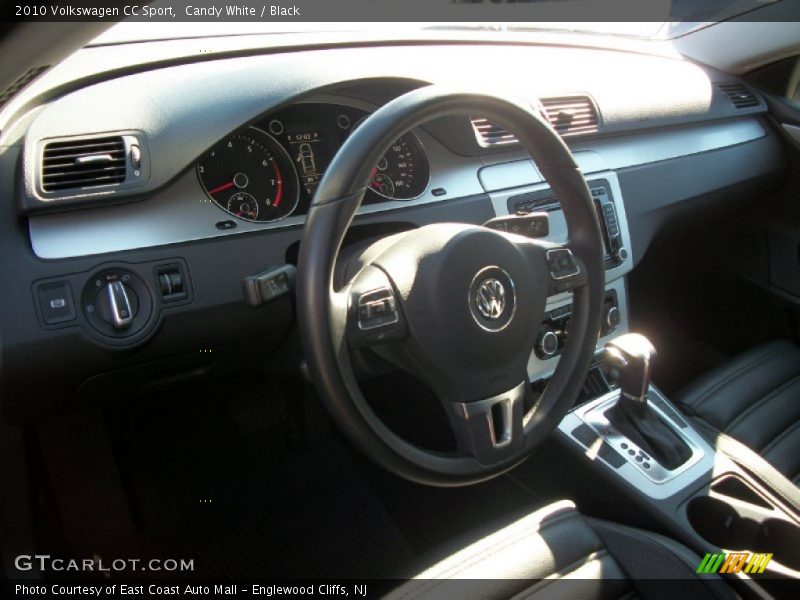 Candy White / Black 2010 Volkswagen CC Sport