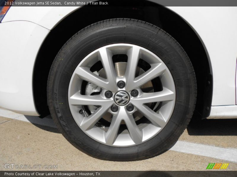 Candy White / Titan Black 2012 Volkswagen Jetta SE Sedan