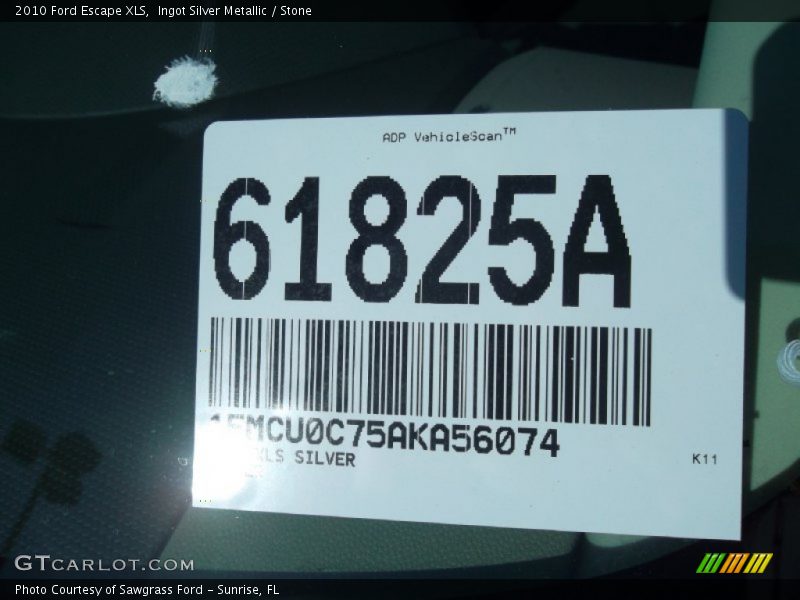 Ingot Silver Metallic / Stone 2010 Ford Escape XLS