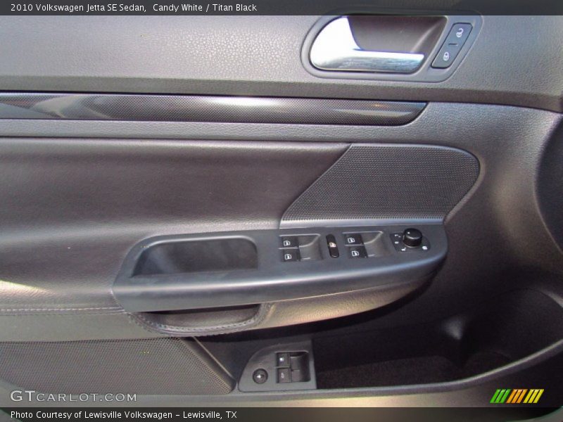Candy White / Titan Black 2010 Volkswagen Jetta SE Sedan