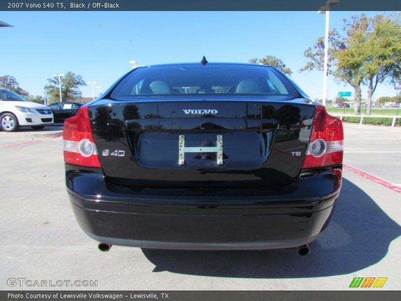 Black / Off-Black 2007 Volvo S40 T5