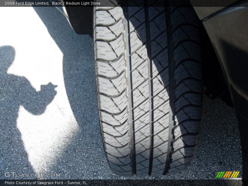 Black / Medium Light Stone 2009 Ford Edge Limited