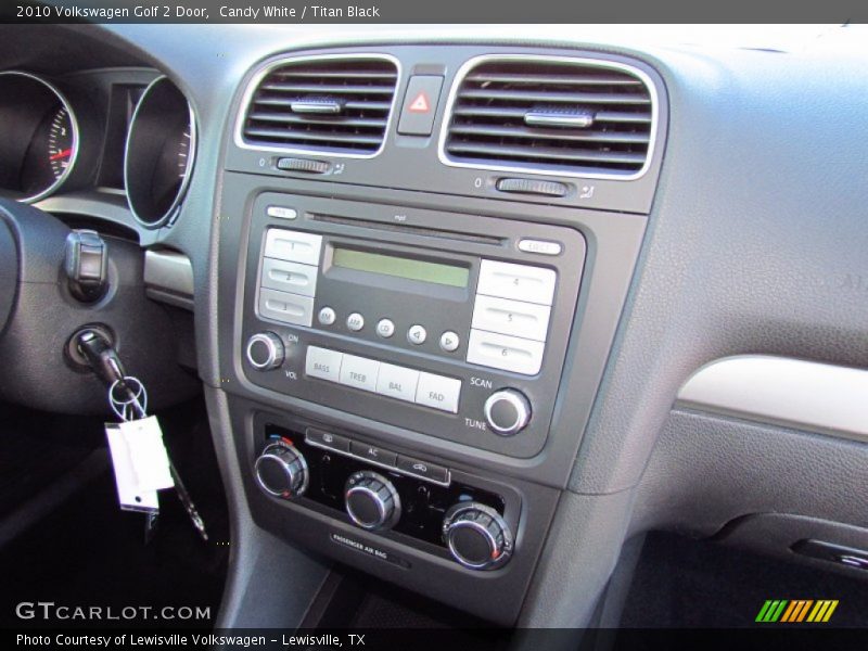 Candy White / Titan Black 2010 Volkswagen Golf 2 Door