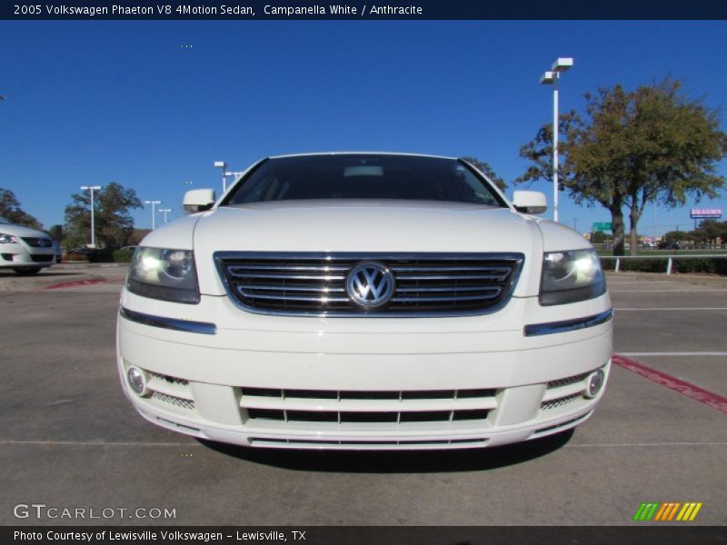 Campanella White / Anthracite 2005 Volkswagen Phaeton V8 4Motion Sedan