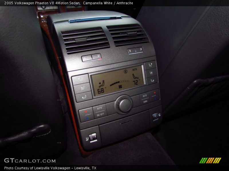 Campanella White / Anthracite 2005 Volkswagen Phaeton V8 4Motion Sedan