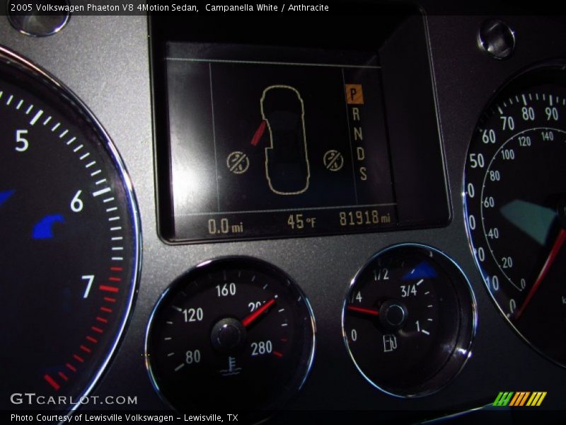 Campanella White / Anthracite 2005 Volkswagen Phaeton V8 4Motion Sedan