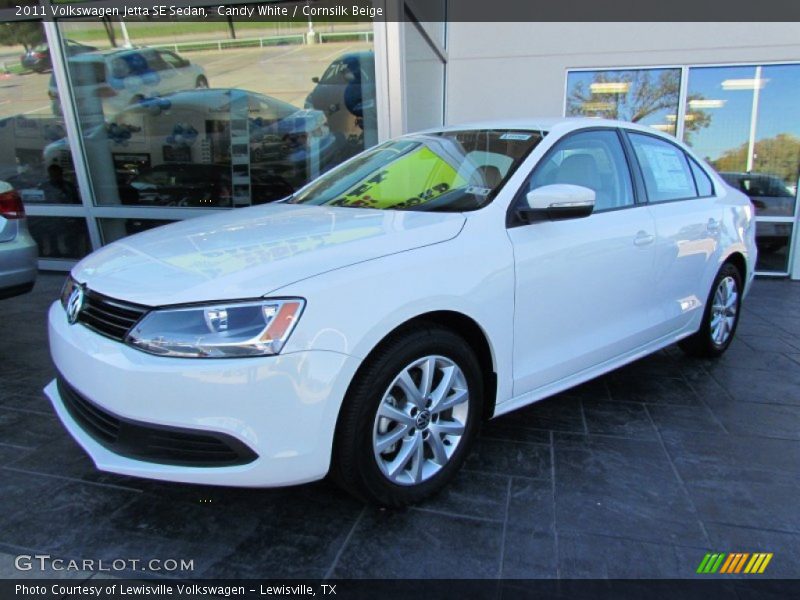 Candy White / Cornsilk Beige 2011 Volkswagen Jetta SE Sedan