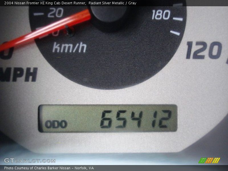 Radiant Silver Metallic / Gray 2004 Nissan Frontier XE King Cab Desert Runner