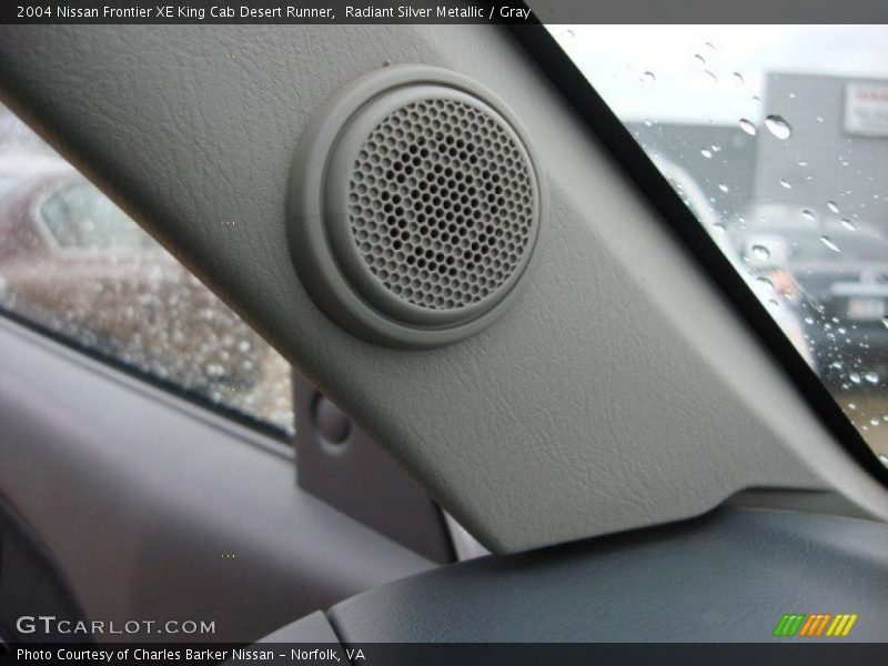 Radiant Silver Metallic / Gray 2004 Nissan Frontier XE King Cab Desert Runner