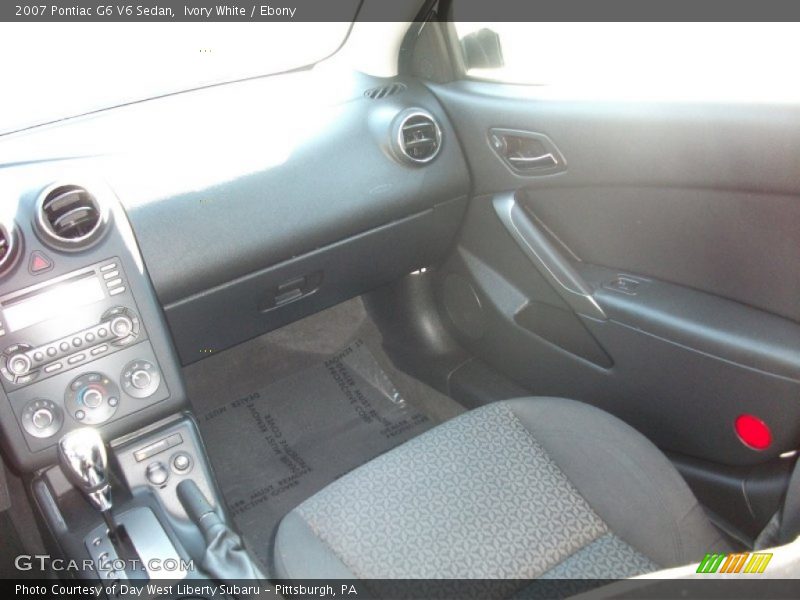 Ivory White / Ebony 2007 Pontiac G6 V6 Sedan