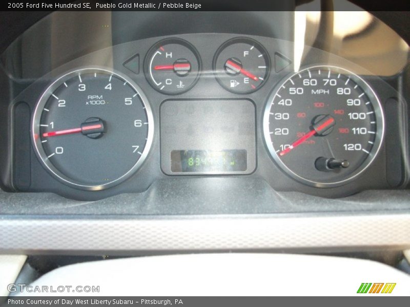 Pueblo Gold Metallic / Pebble Beige 2005 Ford Five Hundred SE