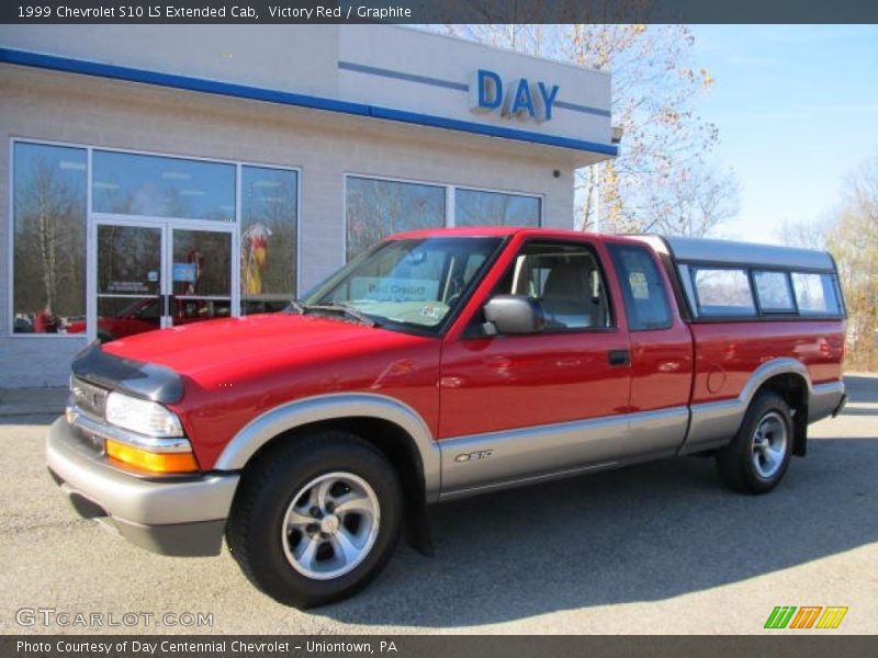 Victory Red / Graphite 1999 Chevrolet S10 LS Extended Cab