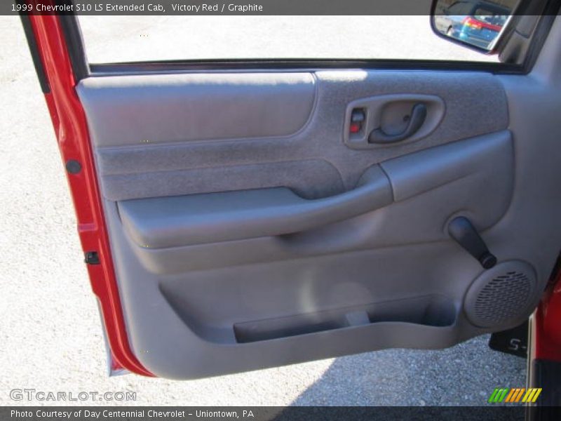 Victory Red / Graphite 1999 Chevrolet S10 LS Extended Cab