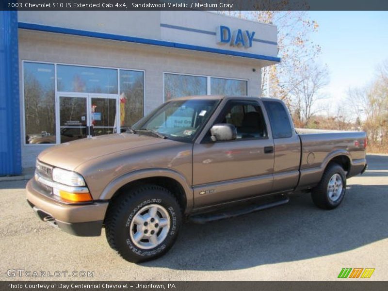 Sandalwood Metallic / Medium Gray 2003 Chevrolet S10 LS Extended Cab 4x4