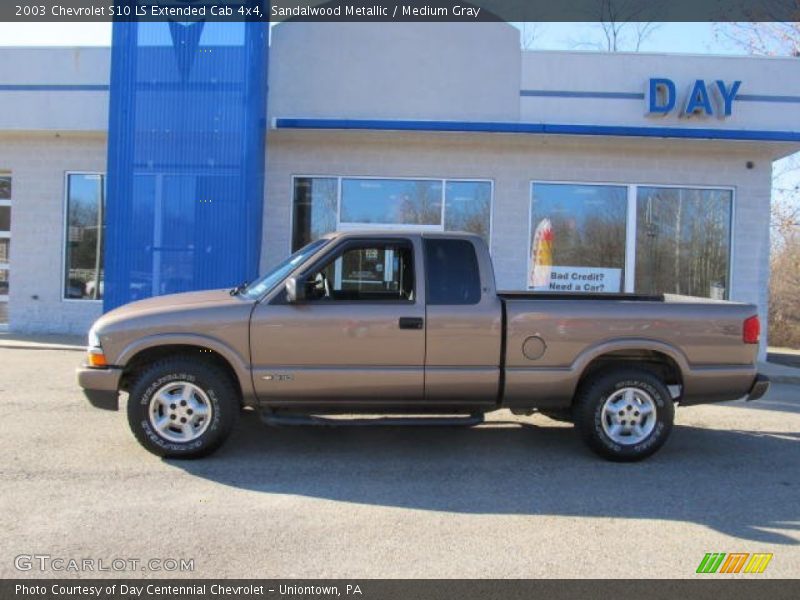 Sandalwood Metallic / Medium Gray 2003 Chevrolet S10 LS Extended Cab 4x4