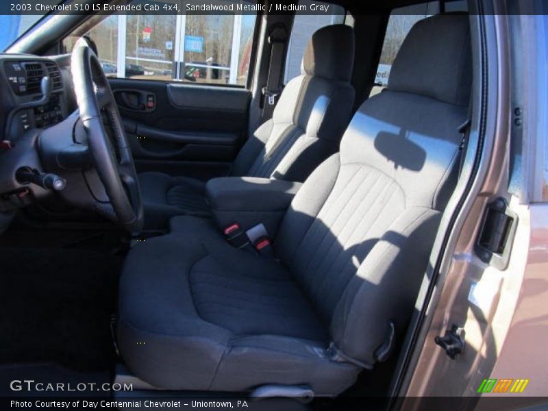 Sandalwood Metallic / Medium Gray 2003 Chevrolet S10 LS Extended Cab 4x4