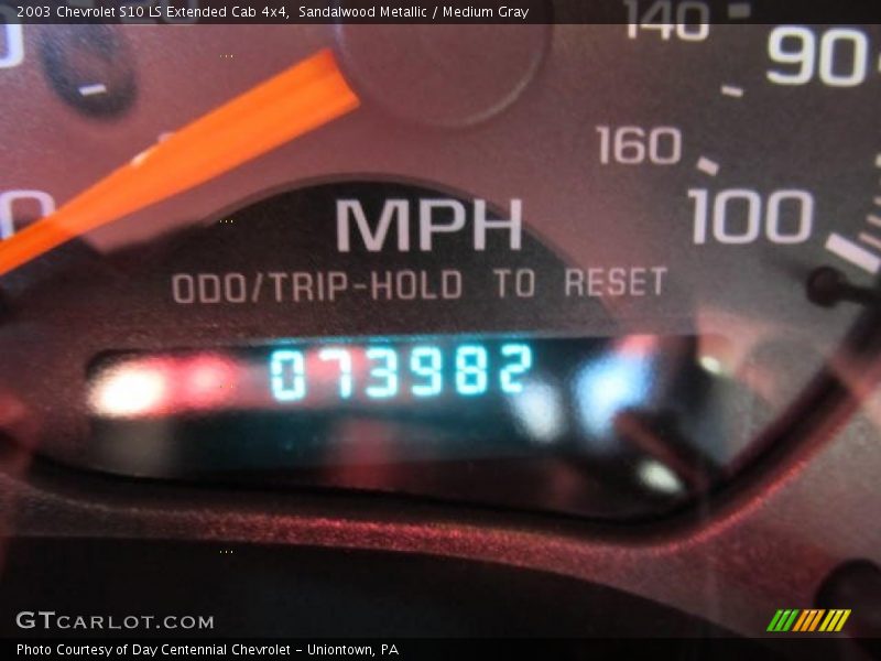 Sandalwood Metallic / Medium Gray 2003 Chevrolet S10 LS Extended Cab 4x4