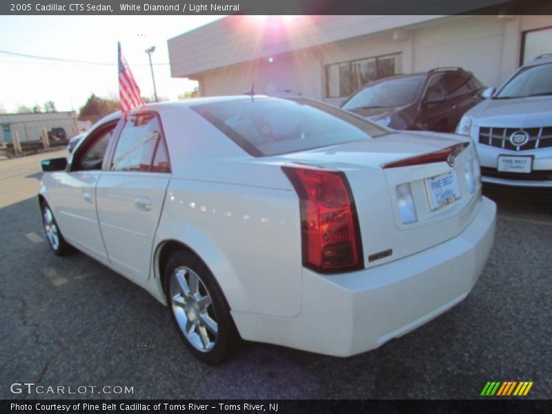 White Diamond / Light Neutral 2005 Cadillac CTS Sedan