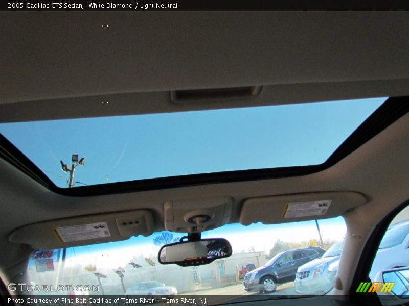 White Diamond / Light Neutral 2005 Cadillac CTS Sedan