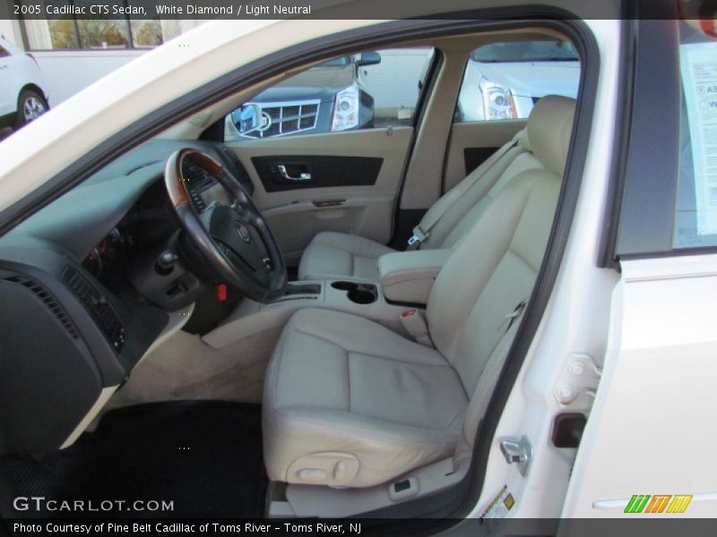 White Diamond / Light Neutral 2005 Cadillac CTS Sedan