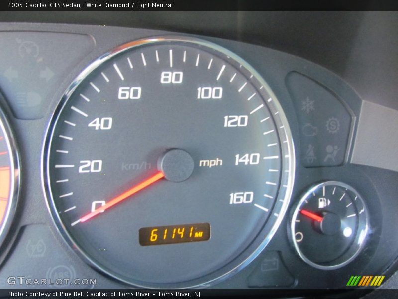 White Diamond / Light Neutral 2005 Cadillac CTS Sedan