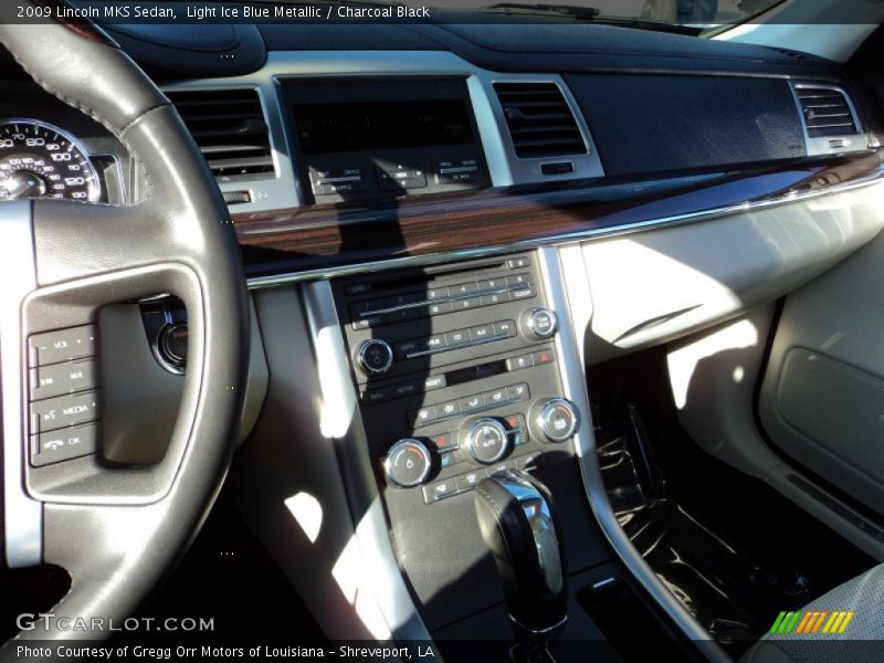 Light Ice Blue Metallic / Charcoal Black 2009 Lincoln MKS Sedan