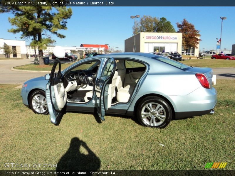 Light Ice Blue Metallic / Charcoal Black 2009 Lincoln MKS Sedan