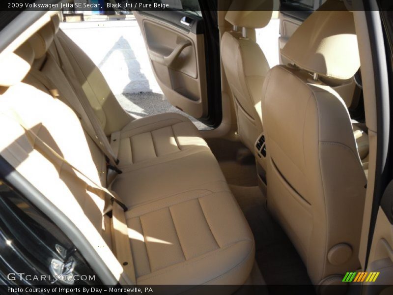 Black Uni / Pure Beige 2009 Volkswagen Jetta SE Sedan