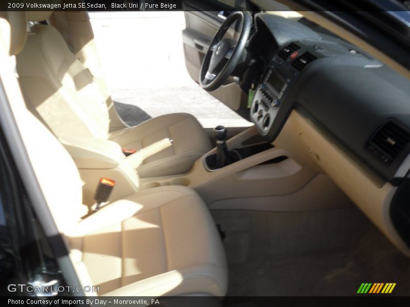 Black Uni / Pure Beige 2009 Volkswagen Jetta SE Sedan