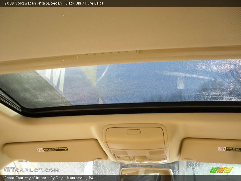 Black Uni / Pure Beige 2009 Volkswagen Jetta SE Sedan