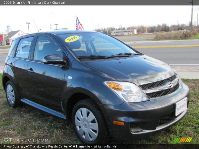 Flint Mica / Dark Charcoal 2006 Scion xA
