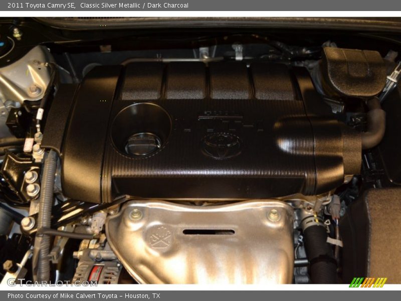 Classic Silver Metallic / Dark Charcoal 2011 Toyota Camry SE