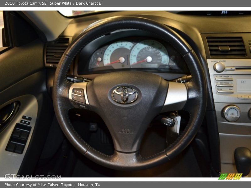 Super White / Dark Charcoal 2010 Toyota Camry SE