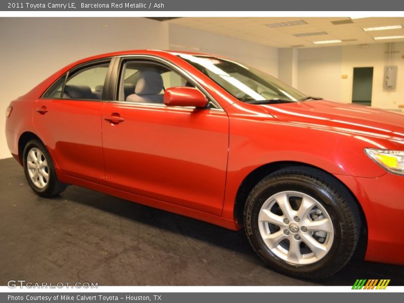 Barcelona Red Metallic / Ash 2011 Toyota Camry LE