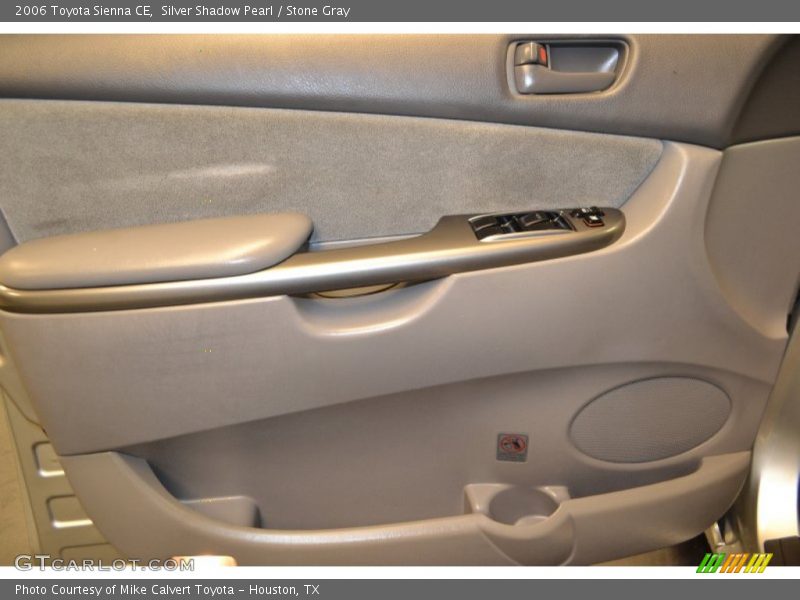 Silver Shadow Pearl / Stone Gray 2006 Toyota Sienna CE