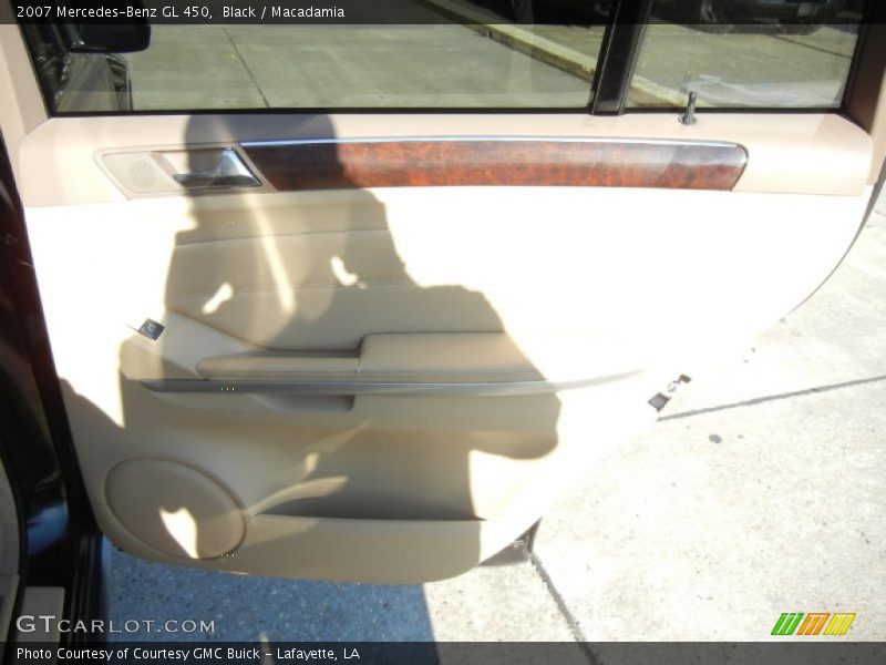 Black / Macadamia 2007 Mercedes-Benz GL 450